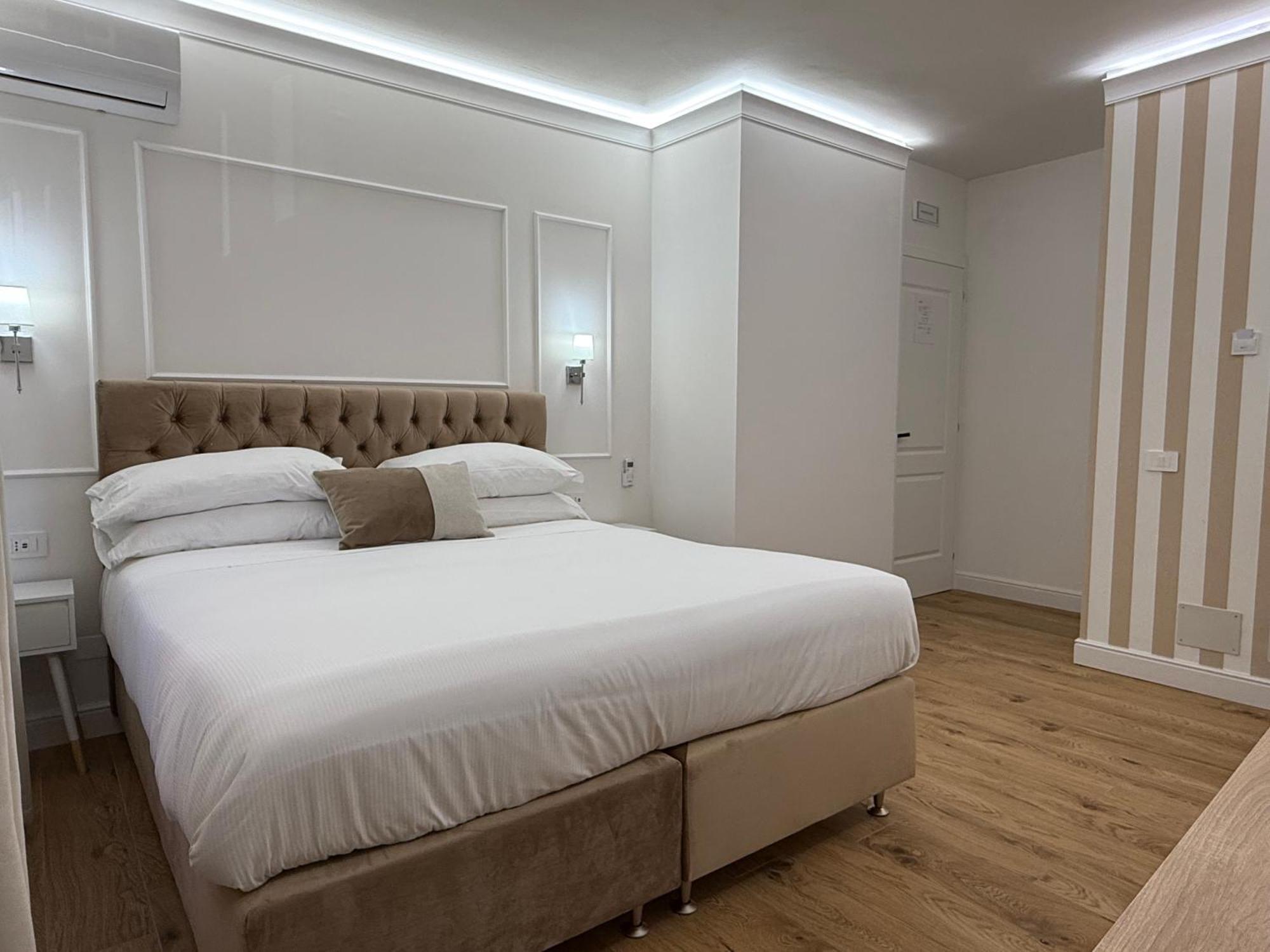 Emy Suites Civitavecchia Exterior foto
