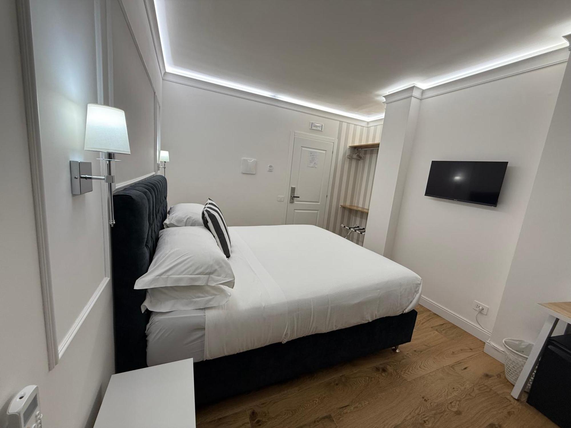 Emy Suites Civitavecchia Exterior foto
